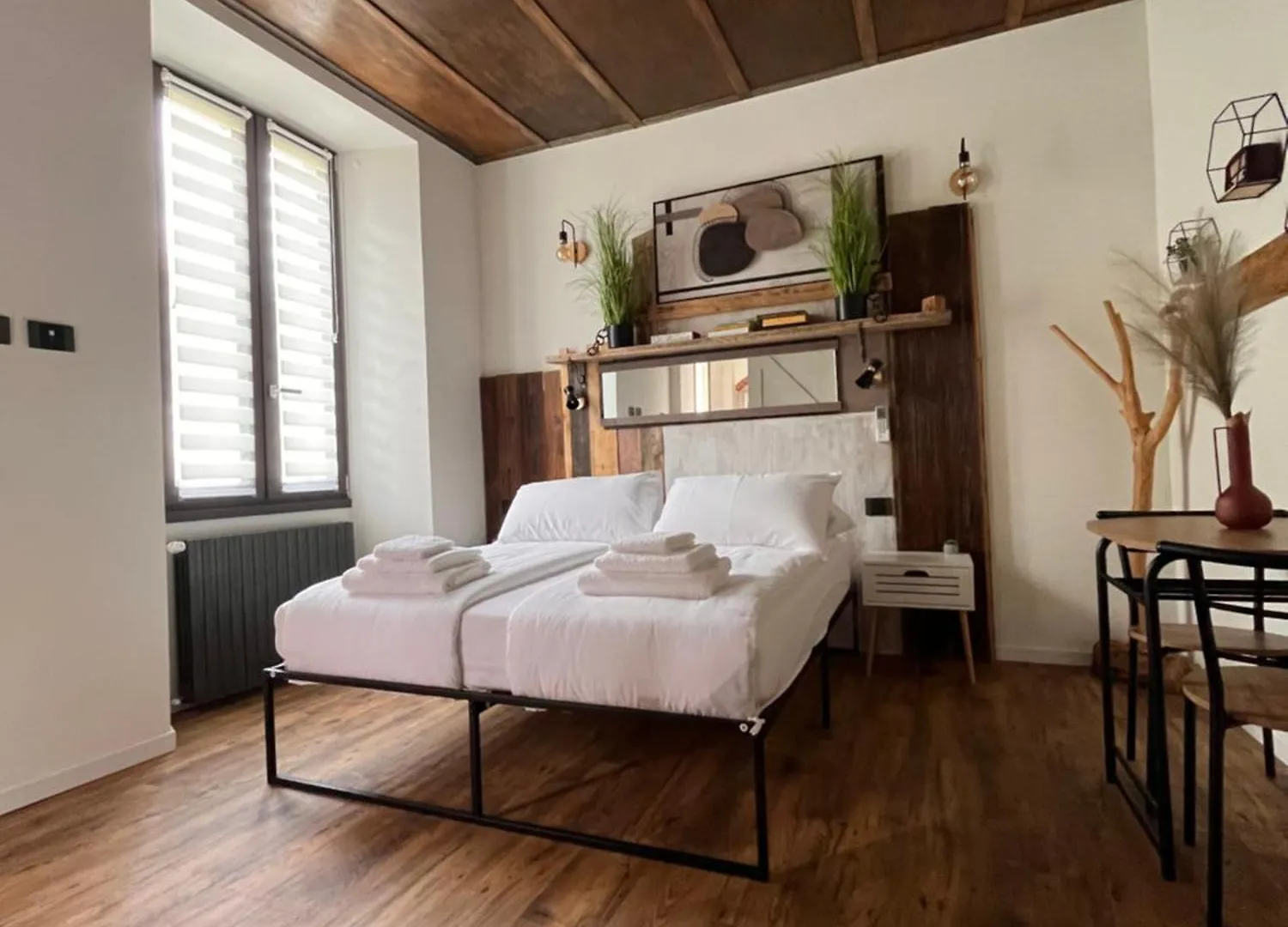 Hotel Stanza In Sondrio Coel