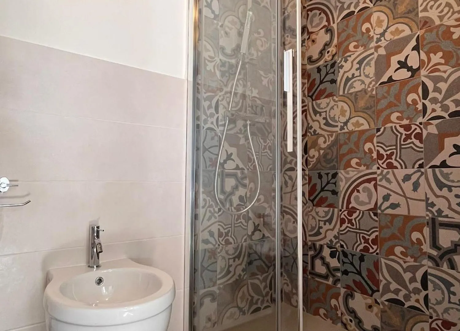 Stanza In Sondrio Coel Hotel Guest house